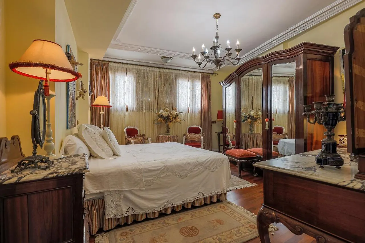 Historic Apartment In Santa Cruz Seville 0*,  Spain