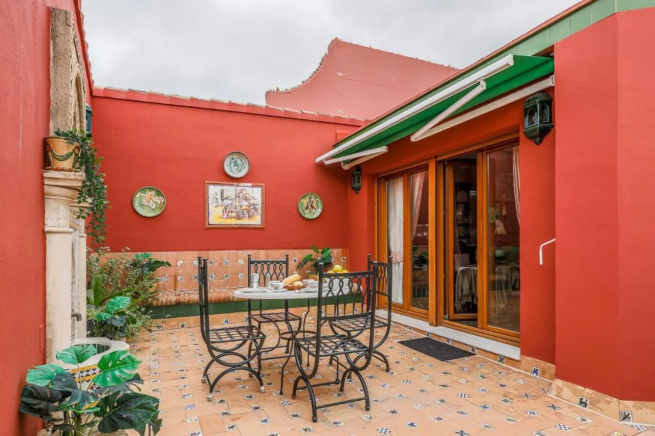 Historic Apartment In Santa Cruz Seville 0*,