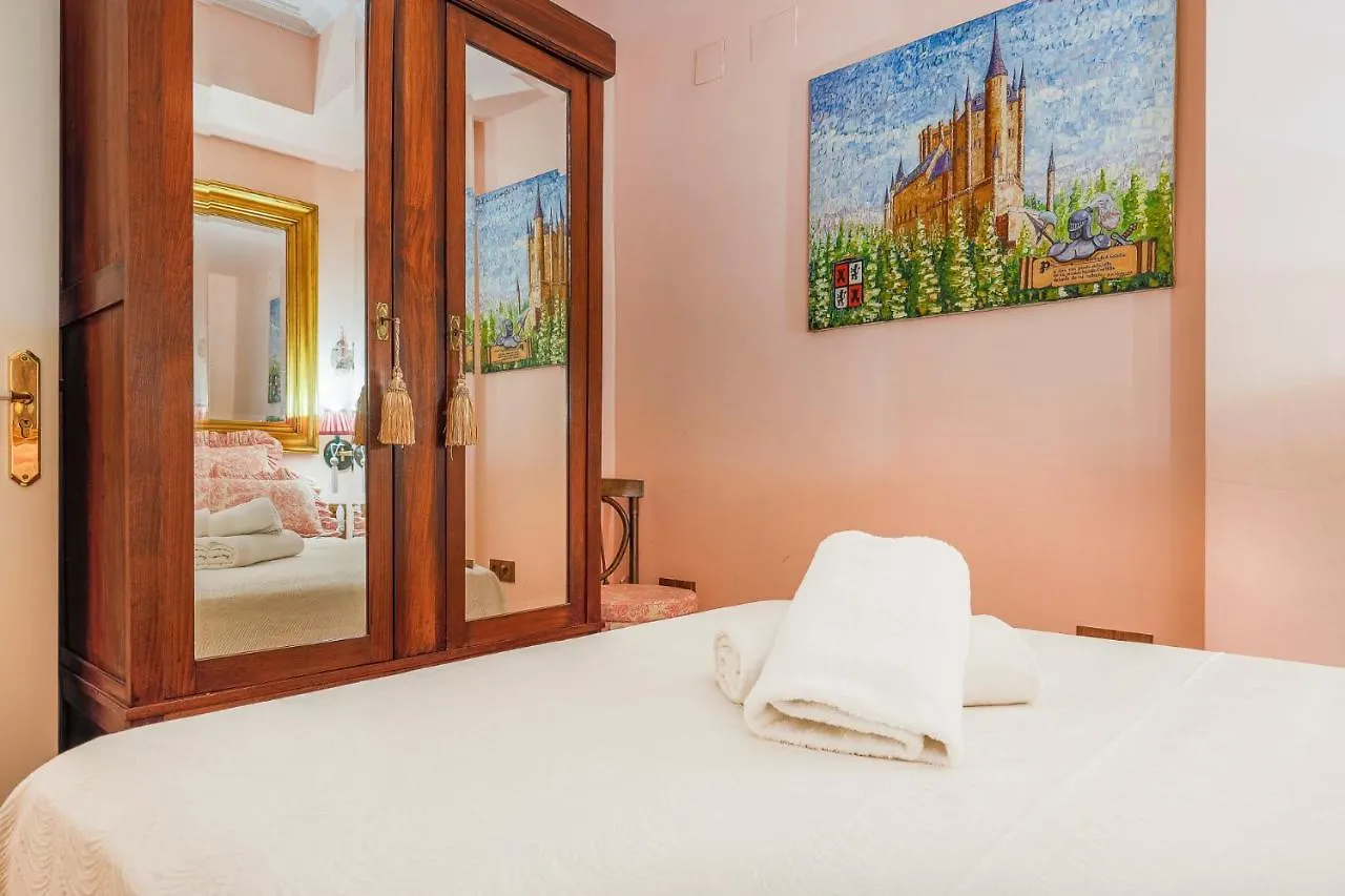 Historic Apartment In Santa Cruz Seville