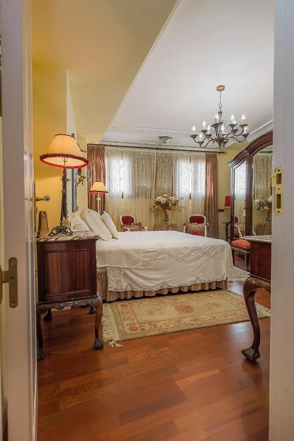 Historic Apartment In Santa Cruz Seville