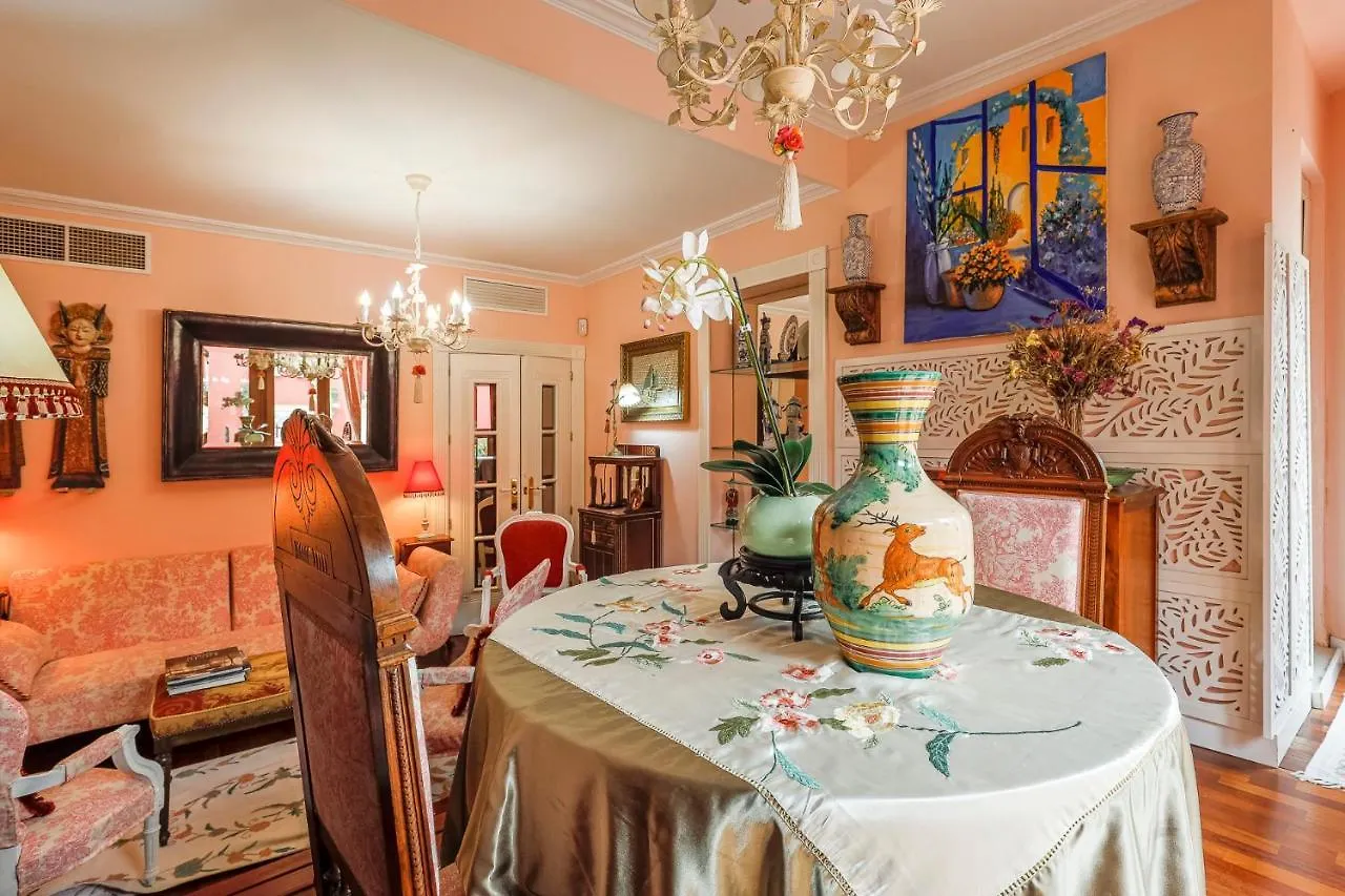 Historic Apartment In Santa Cruz Seville