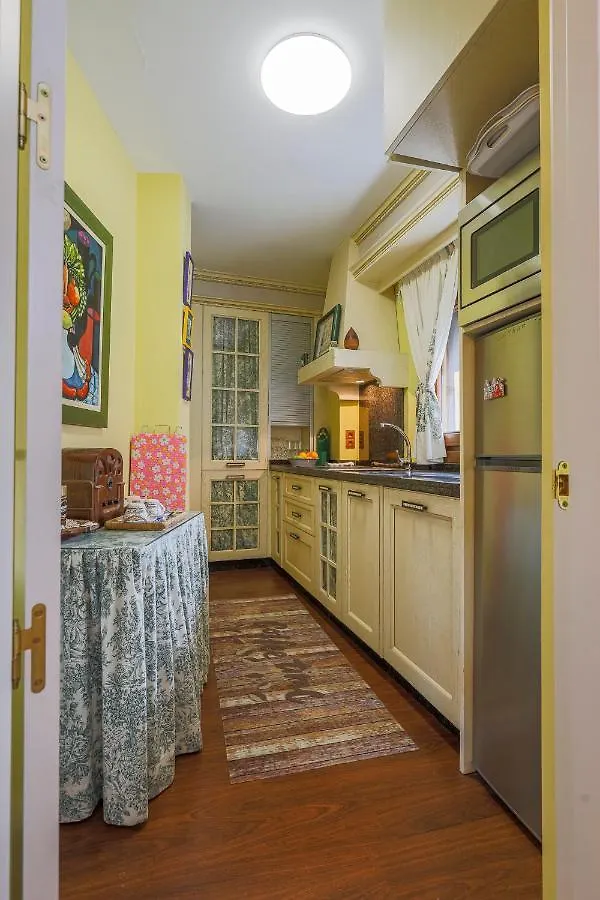 Historic Apartment In Santa Cruz Seville