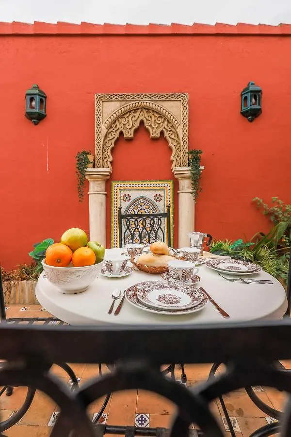 Historic Apartment In Santa Cruz Sevilla 0*,  España