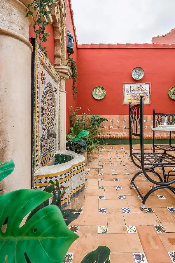 Historic Apartment In Santa Cruz Sevilla